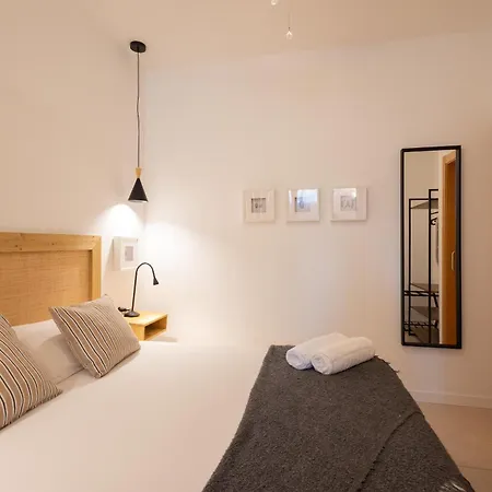 Florit Flats - The Pitiusas 瓦伦西亚